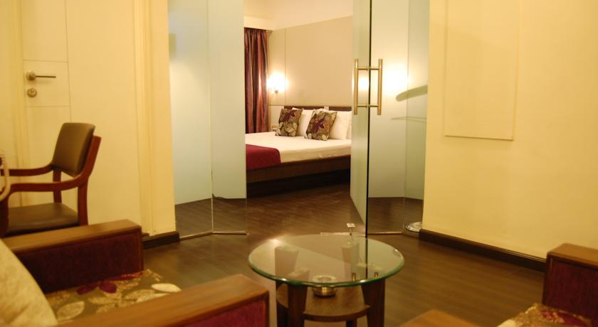 Shreemaya Hotel Indore Exterior photo