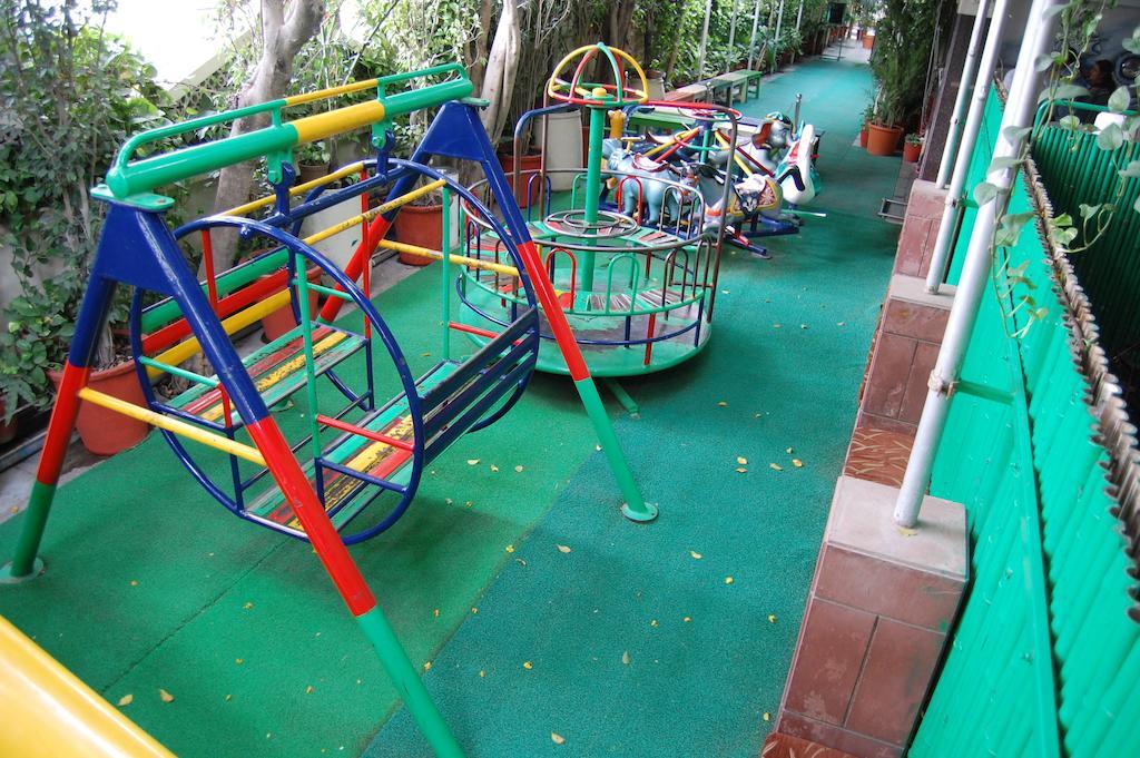 Shreemaya Hotel Indore Exterior photo